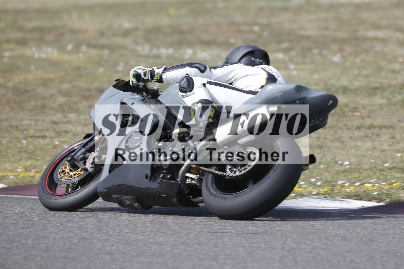 /37 09.08.2026  Pluess Motosport ADR/Freies Fahren/287